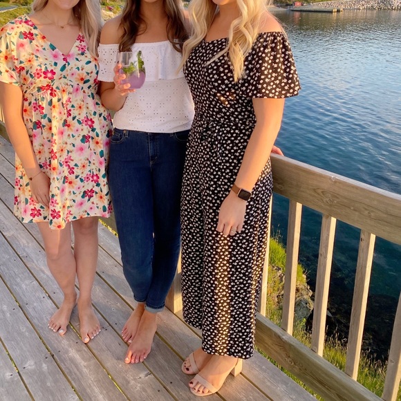 Black and White Small Floral Print Wide Leg Jumpsuit - Picture 11 of 11